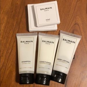Woman’s Balmain Hygiene kit